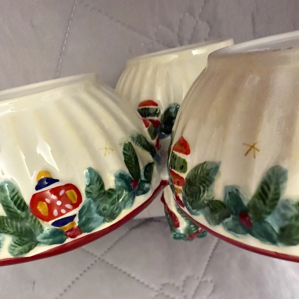 Pfaltzgraff Holiday Garland Triple Section Server
